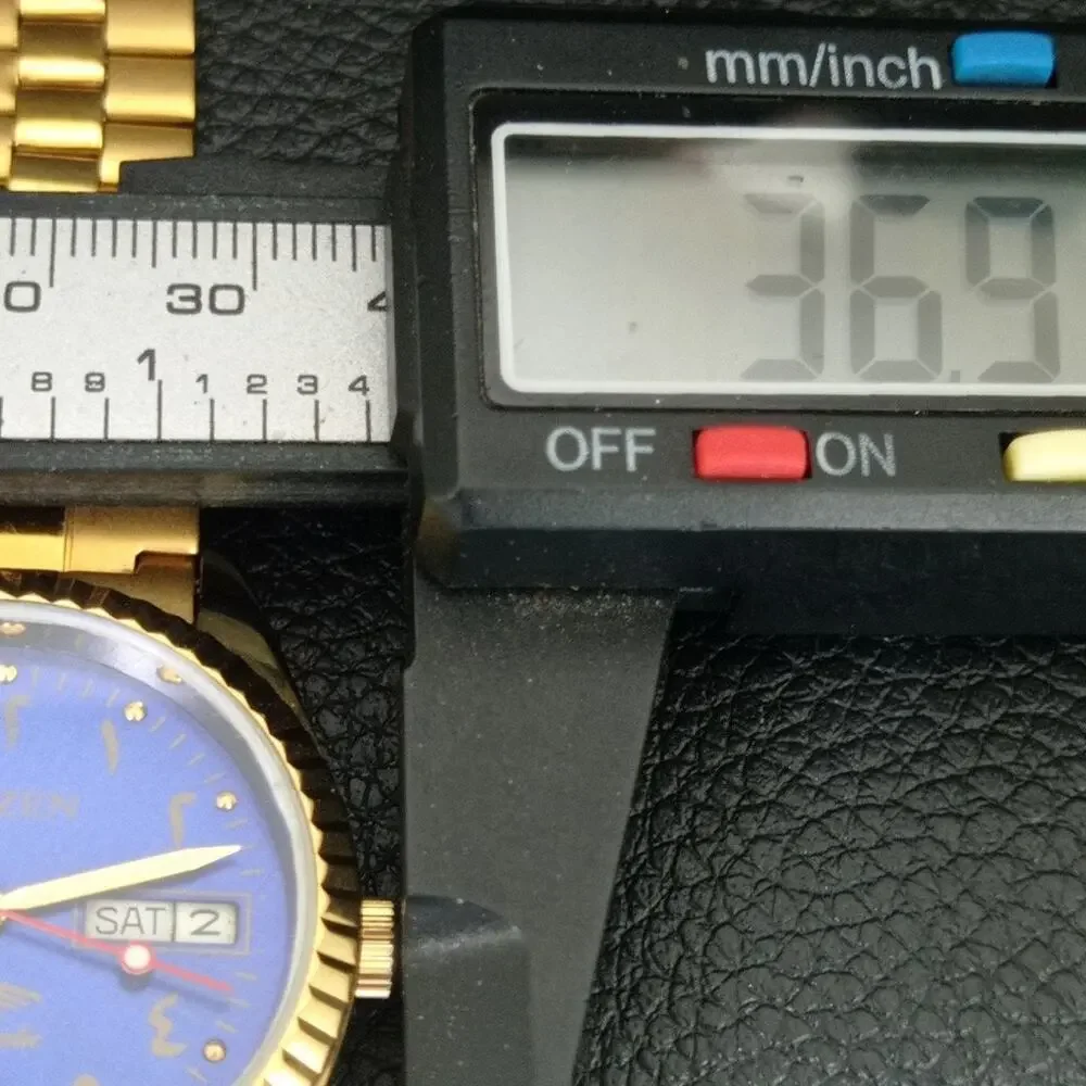 Vintage 1974 Citizen Automatic Mens Gold Watch W/daydate & Blue accents